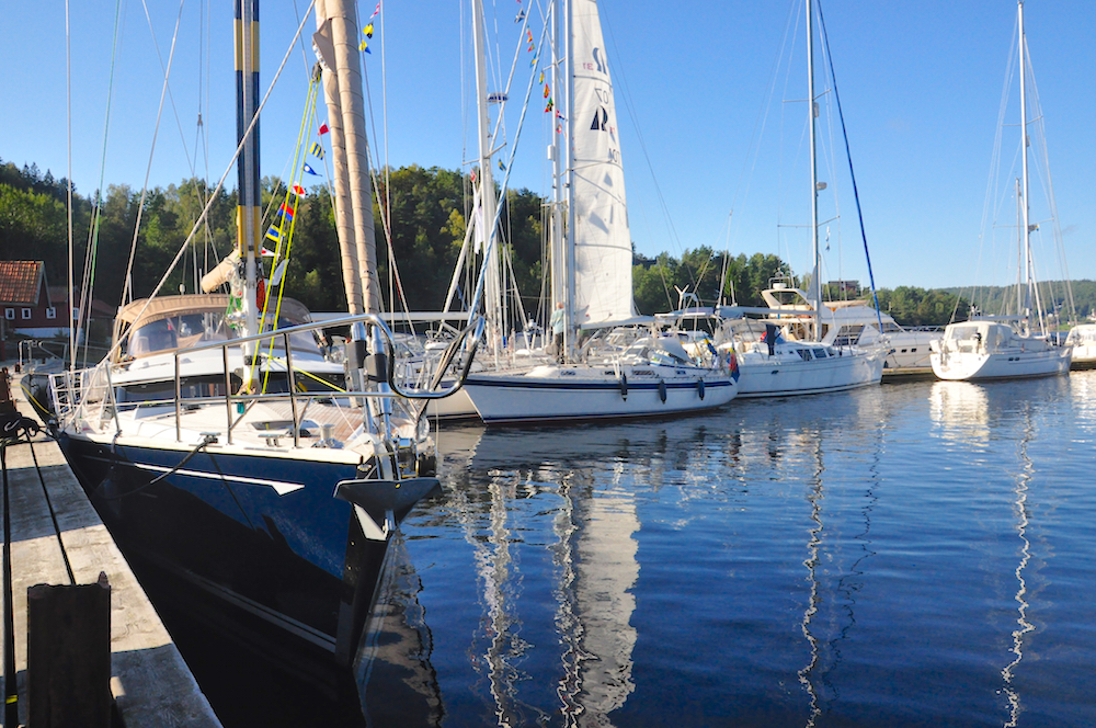 Marina at Adams Boatcare | Cruising Attitude Sailing Blog - Discovery 55