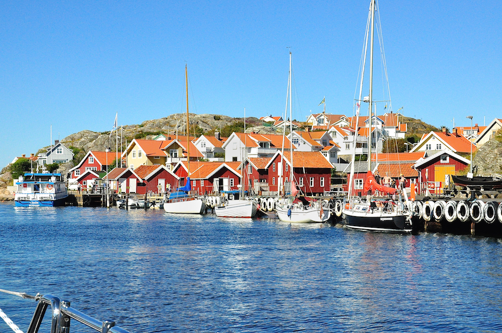 Sailing through Kyrkesund | Cruising Attitude Sailing Blog - Discovery 55